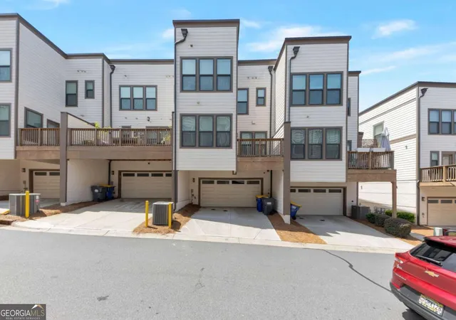 Photo 2 of Townhouse for sale at 2130 Holtz Ln, Atlanta, GA 30318 | MLS# 10782710 | Listing updated on 2026-09-14