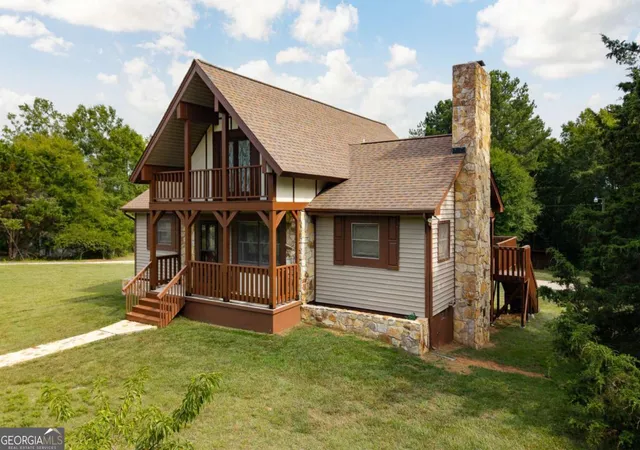 Photo 2 of Single family home for sale at 1967 Calhoun Falls Hwy, Elberton, GA 30635 | MLS# 10805969 | Listing updated on 2026-09-03
