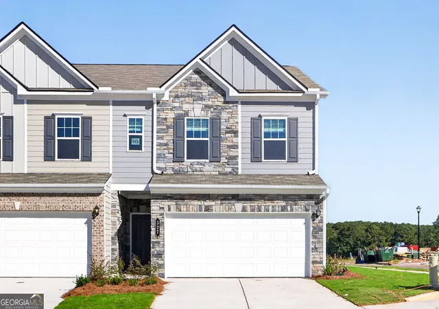 Photo 1 of Townhouse for sale at 327 Caroline Pl #172, Villa Rica, GA 30180 | MLS# 10871932 | Listing updated on 2026-10-27