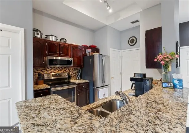 Photo 4 of Condo for sale at 2700 Pine Tree Rd NE #2314, Atlanta, GA 30324 | MLS# 10761967 | Listing updated on 2026-07-30