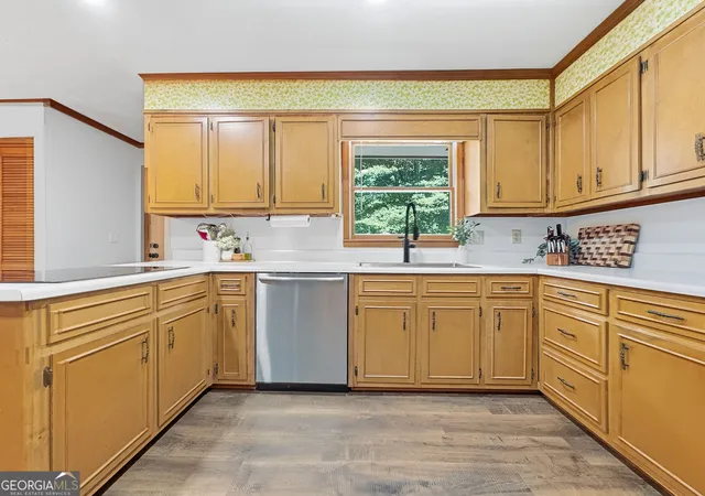 Photo 4 of Single family home for sale at 330 Sharon Dr, Fayetteville, GA 30214 | MLS# 10822749 | Listing updated on 2026-09-06