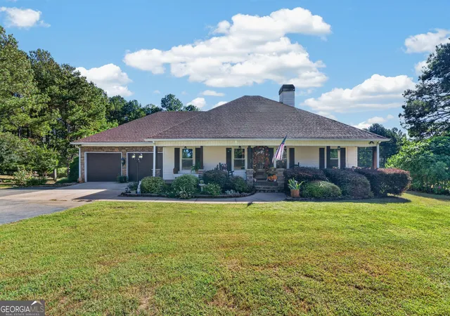 Photo 1 of Single family home for sale at 9852 Post Rd, Shady Dale, GA 31085 | MLS# 10855471 | Listing updated on 2026-10-28