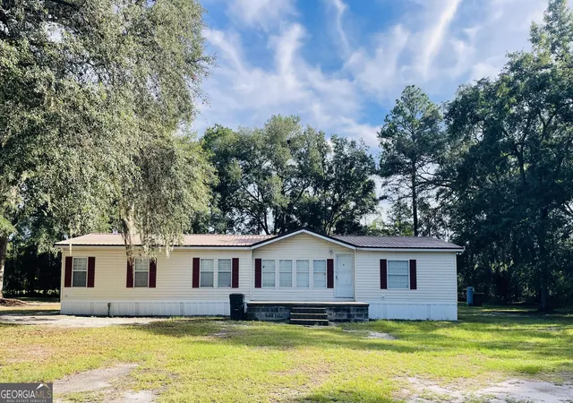 Manufactured home for sale at 685 Holmes Theus Rd Ne, Ludowici, GA 31316 | MLS# 10825244