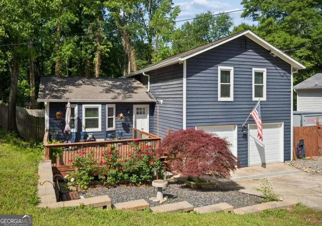 Photo 1 of Single family home for sale at 2083 Pond Rd, Duluth, GA 30096 | MLS# 10828801 | Listing updated on 2026-09-02