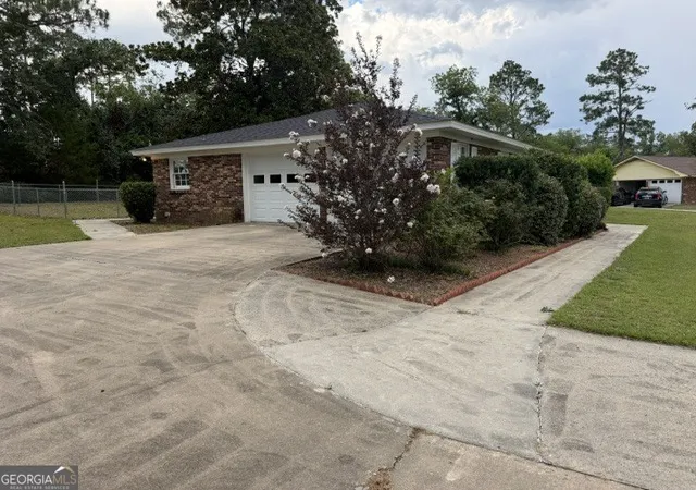 3rd image of 1202 Judy Pl, Vidalia, GA 30474 | MLS# 10811334