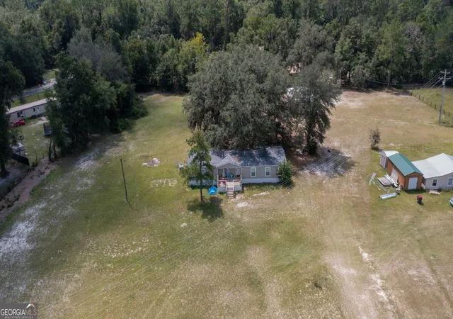 3rd image of 539 Henri St, Folkston, GA 31537 | MLS# 10831543