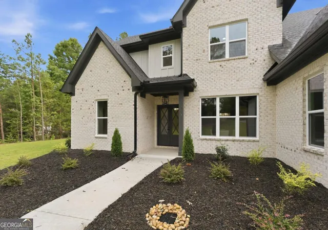 Photo 2 of Single family home for sale at 705 Spratlin Ml Dr, Hull, GA 30646 | MLS# 10808831 | Listing updated on 2026-08-03