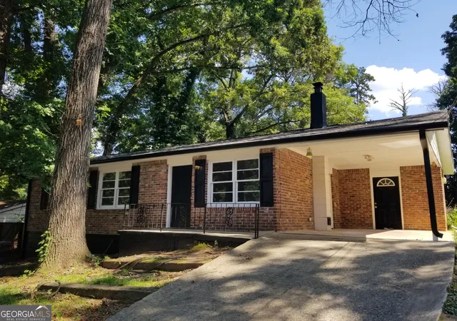1st image of 2581 Oak Cir, Ellenwood, GA 30294 | MLS# 10797100