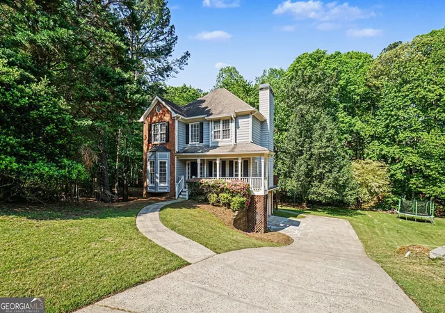 Photo 2 of Single family home for sale at 4025 Bent Willow Ln, Woodstock, GA 30189 | MLS# 10753059 | Listing updated on 2026-07-13