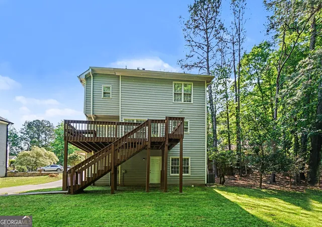 Photo 3 of Single family home for sale at 4025 Bent Willow Ln, Woodstock, GA 30189 | MLS# 10753059 | Listing updated on 2026-07-13