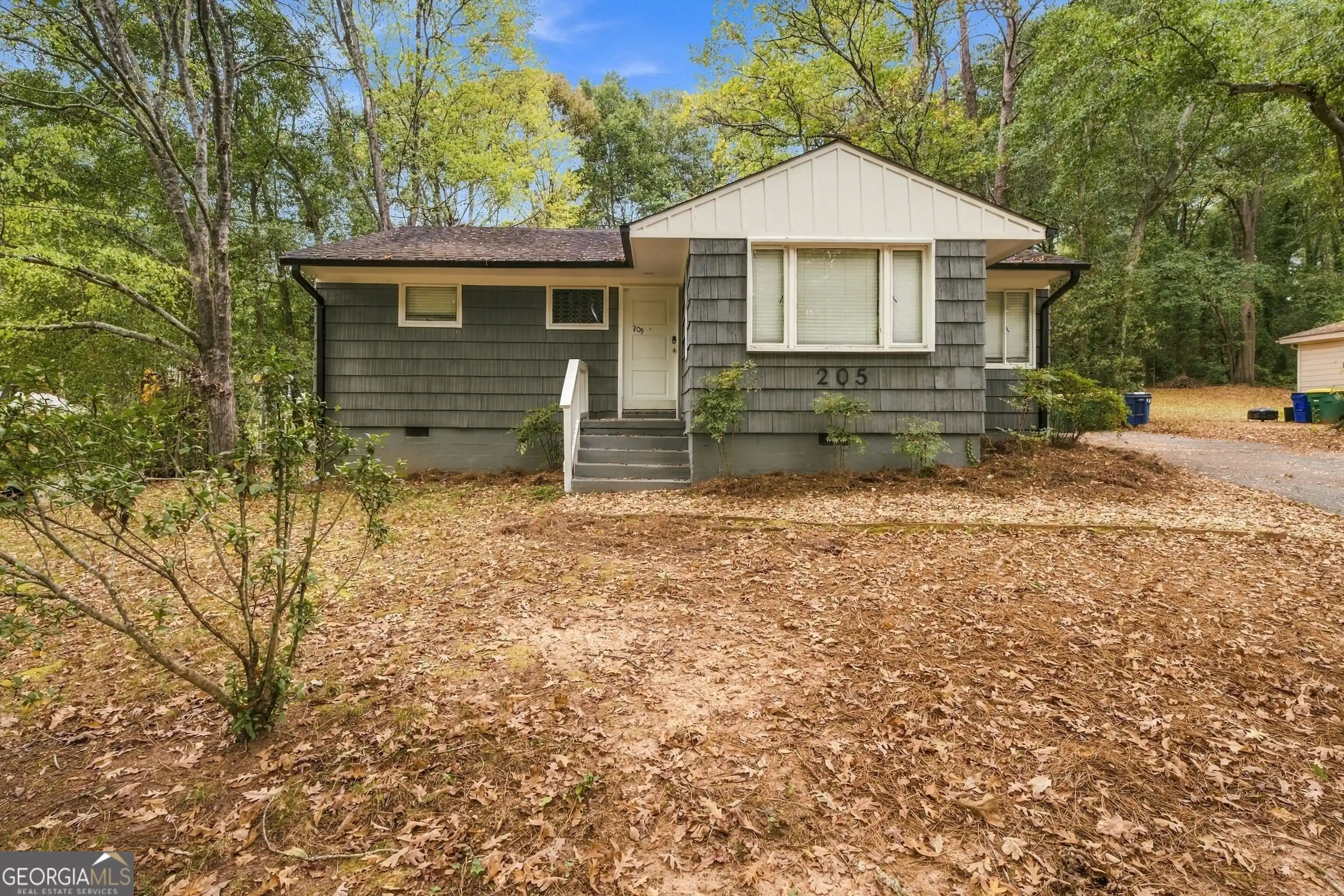Photo 1 of Sale Pending at 205 Habersham Dr, Athens, GA 30606 | MLS# 10870969 | Listing updated on 2026-10-19