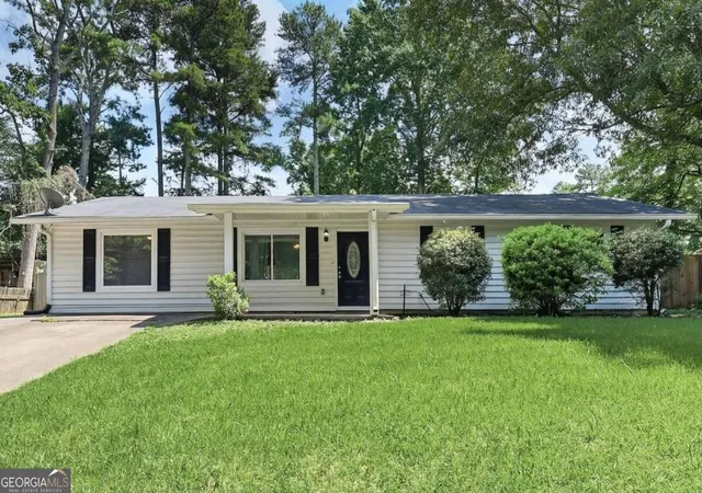 Photo 1 of Single family home for sale at 3733 Memorial Pkwy Nw, Kennesaw, GA 30152 | MLS# 10829858 | Listing updated on 2026-09-03