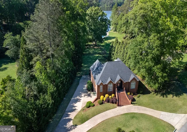 2nd image of 910 Piney Woods Dr, Lagrange, GA 30240 | MLS# 10737151