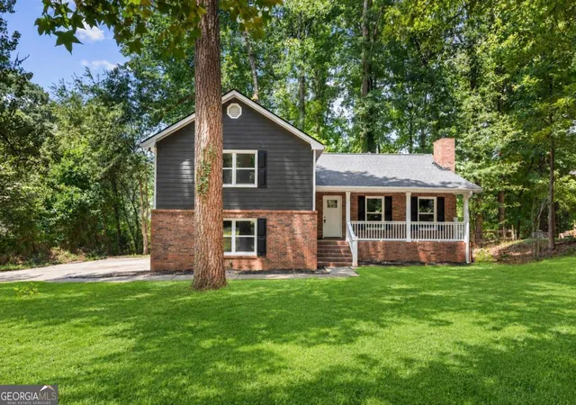 Photo 1 of Single family home for sale at 4891 Lake Forest Dr Se, Conyers, GA 30094 | MLS# 10824778 | Listing updated on 2026-09-19