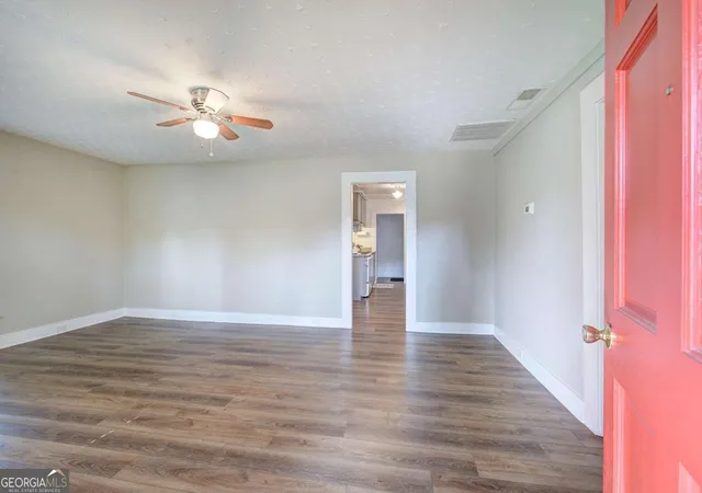 Photo 3 of Single family home for sale at 319 S Bartow St, Cartersville, GA 30120 | MLS# 10824398 | Listing updated on 2026-09-11