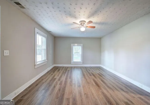 Photo 3 of Single family home for sale at 319 S Bartow St, Cartersville, GA 30120 | MLS# 10824398 | Listing updated on 2026-10-08
