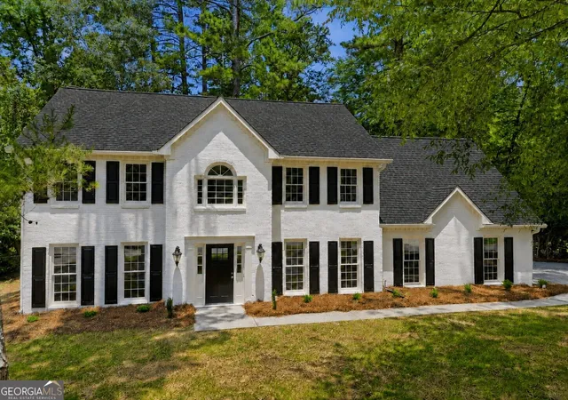 Photo 1 of Single family home for sale at 4933 Willow Crk Dr, Woodstock, GA 30188 | MLS# 10796372 | Listing updated on 2026-09-10