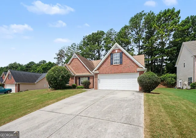 Photo 2 of Sale Pending at 984 Natural Brook Trl, Lawrenceville, GA 30045 | MLS# 10812439 | Listing updated on 2026-09-14
