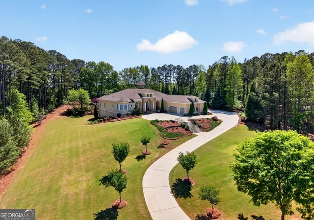 Homes for sale in Peachtree City, GA | 202 Carriage Ln, Peachtree City, GA 30269 | MLS# 10730766