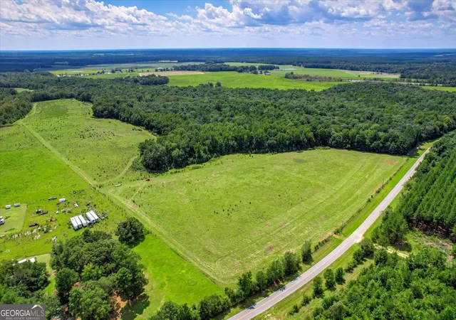 Photo 3 of Sale Pending at 3280 Eden Church Rd, Louisville, GA 30434 | MLS# 10816640 | Listing updated on 2026-09-17