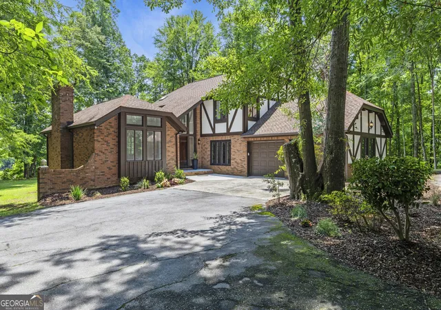 Photo 1 of Single family home for sale at 7598 Lakewood Dr, Macon, GA 31220 | MLS# 10799943 | Listing updated on 2026-09-17
