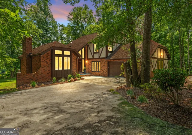 Photo 2 of Single family home for sale at 7598 Lakewood Dr, Macon, GA 31220 | MLS# 10799943 | Listing updated on 2026-09-17