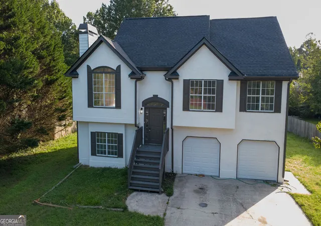 1st image of 2774 Old Barn Trl, Powder Springs, GA 30127 | MLS# 10818898