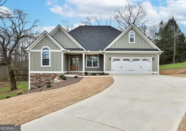 Photo 3 of Sale Pending at 49 Caspian Trl, Ellijay, GA 30536 | MLS# 10834912 | Listing updated on 2026-10-05