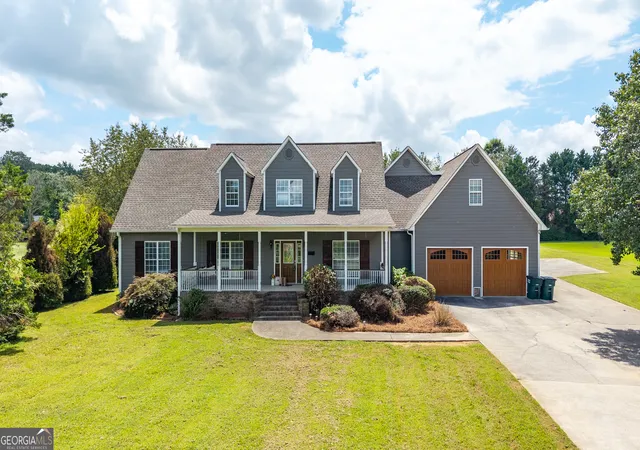 1st image of 425 Mcdaniel Station Rd Sw, Calhoun, GA 30701 | MLS# 10685962