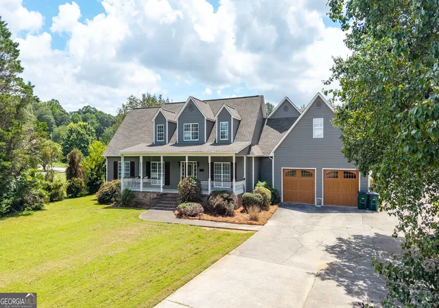2nd image of 425 Mcdaniel Station Rd Sw, Calhoun, GA 30701 | MLS# 10685962