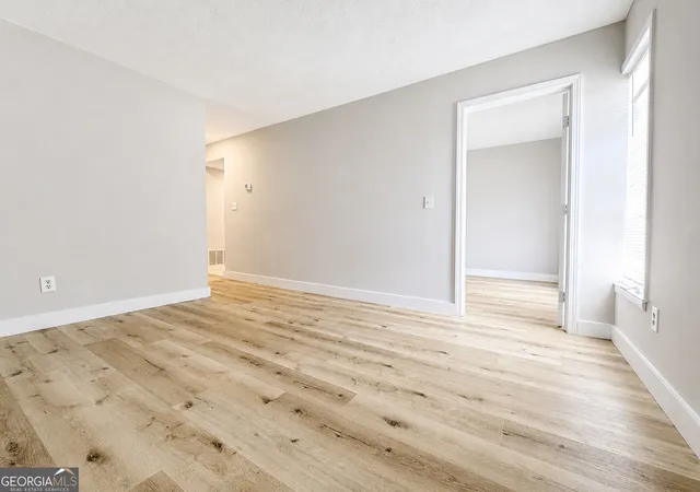 Photo 2 of Condo for sale at 1809 Ashborough Cir Se #c #C, Marietta, GA 30067 | MLS# 10835520 | Listing updated on 2026-09-11