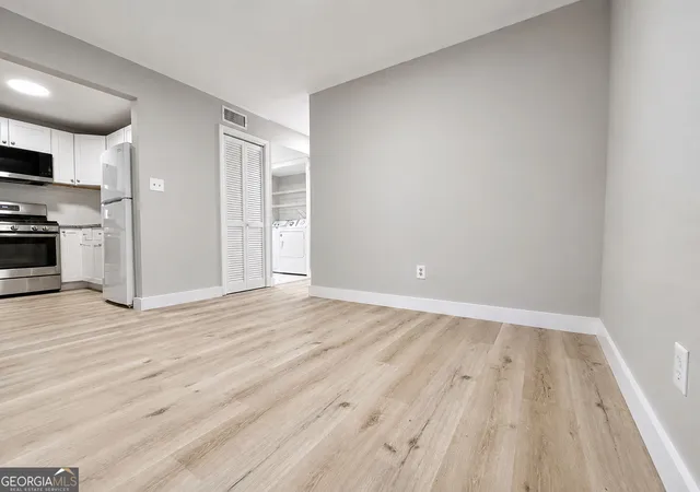 Photo 4 of Condo for sale at 1809 Ashborough Cir Se #C #C, Marietta, GA 30067 | MLS# 10835520 | Listing updated on 2026-09-11