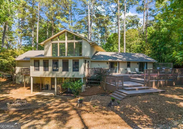 Photo 3 of Single family home for sale at 5573 Hidden Harbor Landing, Gainesville, GA 30504 | MLS# 10766292 | Listing updated on 2026-08-13