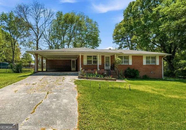 Photo 1 of Single family home for sale at 1210 Topaz Ln, Villa Rica, GA 30180 | MLS# 10735818 | Listing updated on 2026-08-30