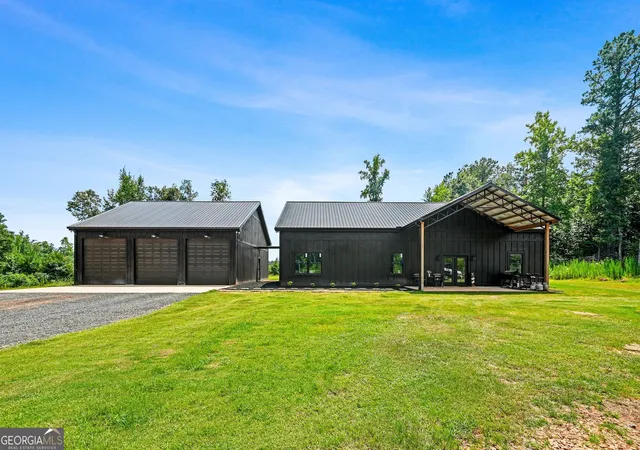 Photo 1 of Single family home for sale at 195 Keys Fry Rd, Jackson, GA 30233 | MLS# 10798913 | Listing updated on 2026-09-08