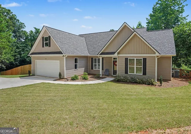 Homes for sale in Griffin, GA | 164 David Elder Rd, Griffin, GA 30223 | MLS# 10800787