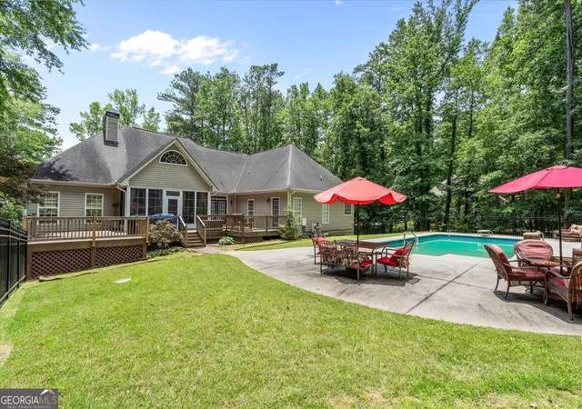Photo 2 of Single family home for sale at 4050 Golfview Ct, Villa Rica, GA 30180 | MLS# 10788649 | Listing updated on 2026-07-26