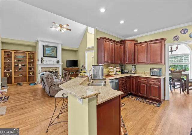 Photo 4 of Single family home for sale at 4050 Golfview Ct, Villa Rica, GA 30180 | MLS# 10788649 | Listing updated on 2026-07-26