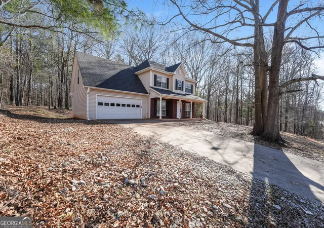 Photo 3 of Single family home for sale at 310 Alcovy Wy, Covington, GA 30014 | MLS# 10728105 | Listing updated on 2026-08-28