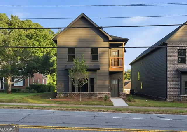 Photo 2 of Single family home for sale at 585 Gaines School Rd, Athens, GA 30605 | MLS# 10829199 | Listing updated on 2026-09-05