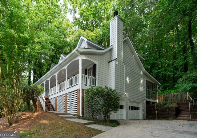 Photo 2 of Single family home for sale at 2568 N Arbor Trl, Marietta, GA 30066 | MLS# 10736780 | Listing updated on 2026-09-10