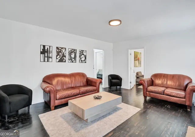 Photo 2 of Single family home for sale at 1275 Trenton St Se, Atlanta, GA 30316 | MLS# 10826752 | Listing updated on 2026-09-14