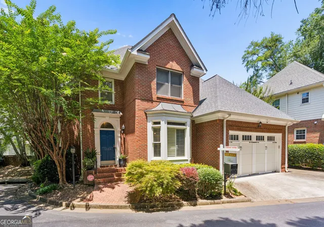 Photo 1 of Single family home for sale at 1104 Chantilly Crescent Ne, Atlanta, GA 30324 | MLS# 10792360 | Listing updated on 2026-09-11