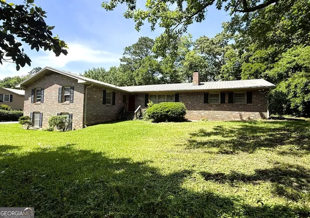 Homes for sale in Elberton, GA | 409 Edwards Street, Elberton, GA 30635 | MLS# 10774325