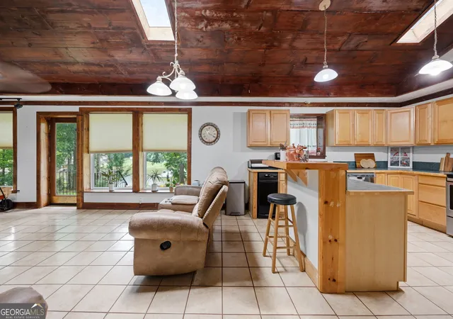 Photo 4 of Single family home for sale at 91 Lakeview Cir, Sparta, GA 31087 | MLS# 10805799 | Listing updated on 2026-07-29
