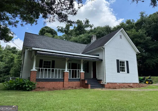 Homes for sale in Carnesville, GA | 734 Bowersville Rd, Carnesville, GA 30521 | MLS# 10792186
