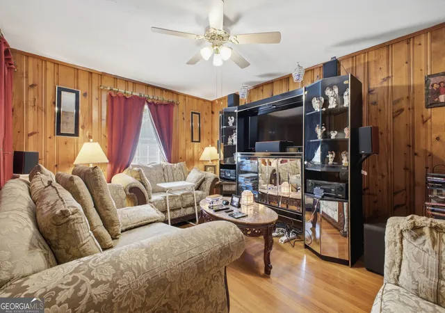 3rd image of 110 Linden St Se, Rome, GA 30161 | MLS# 10803273