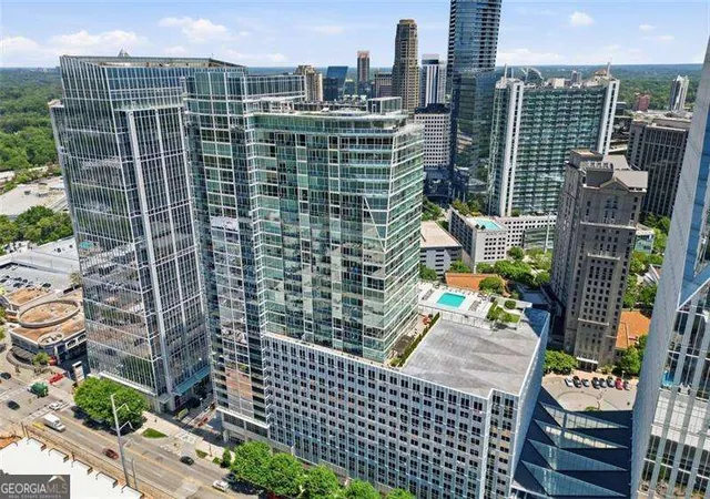 Listing Photo 2 - Condo for sale in building located at 3325 Piedmont Rd Ne, Atlanta, GA 30305 - Unit #1607