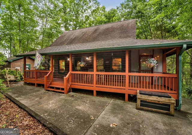 Photo 1 of Single family home for sale at 398 Mountain Tops Cir, Blue Ridge, GA 30513 | MLS# 10798796 | Listing updated on 2026-07-26