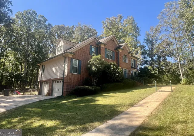 Homes for sale in Lagrange, GA | 114 Taylor Len Dr, Lagrange, GA 30240 | MLS# 10578132